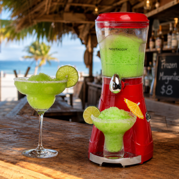Nostalgia 64oz Margarita & Slush Maker (Red)